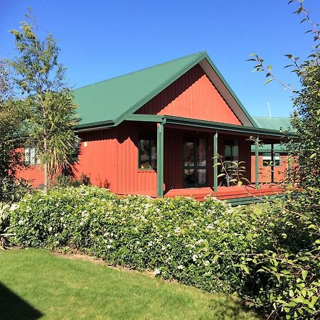 Cedar Chalets And Barkers Lodge ميثفين الغرفة الصورة
