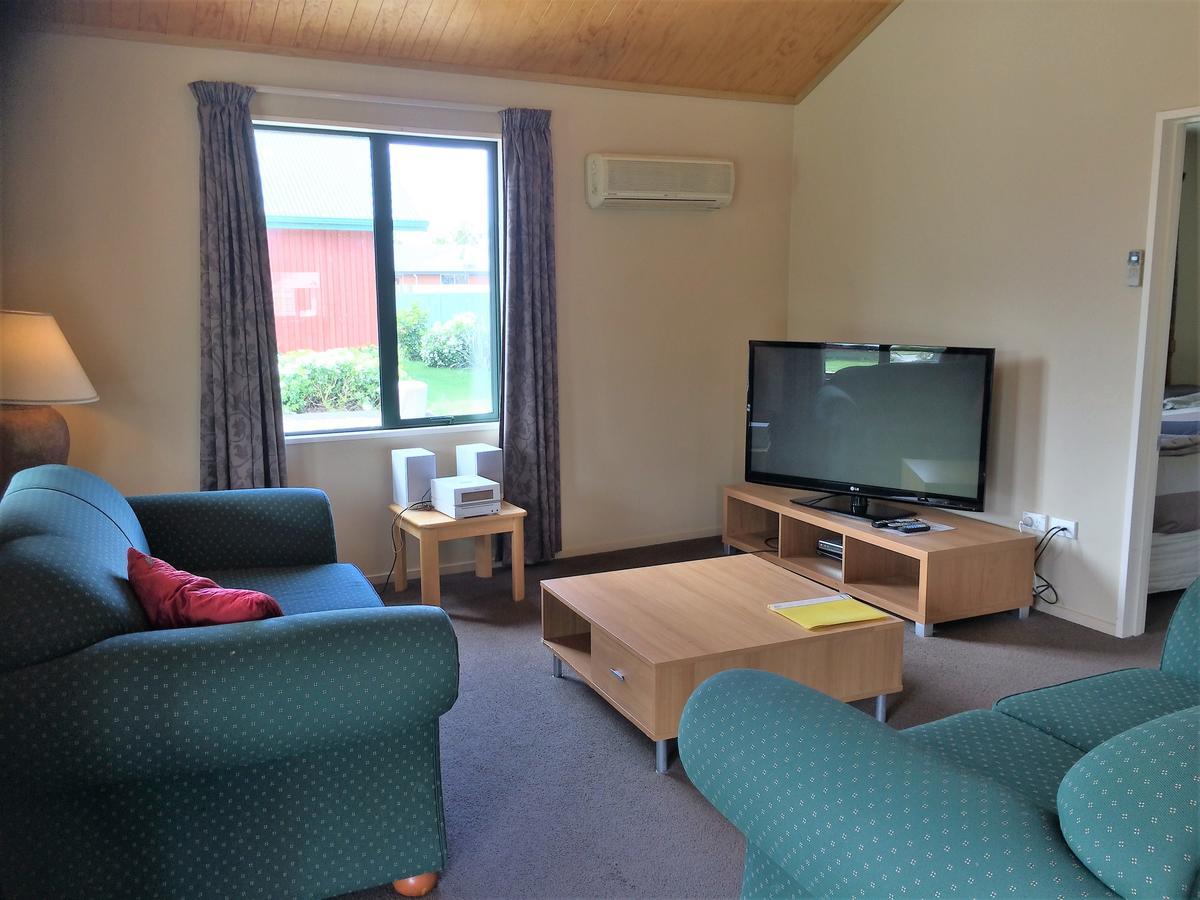 Cedar Chalets And Barkers Lodge ميثفين المظهر الخارجي الصورة