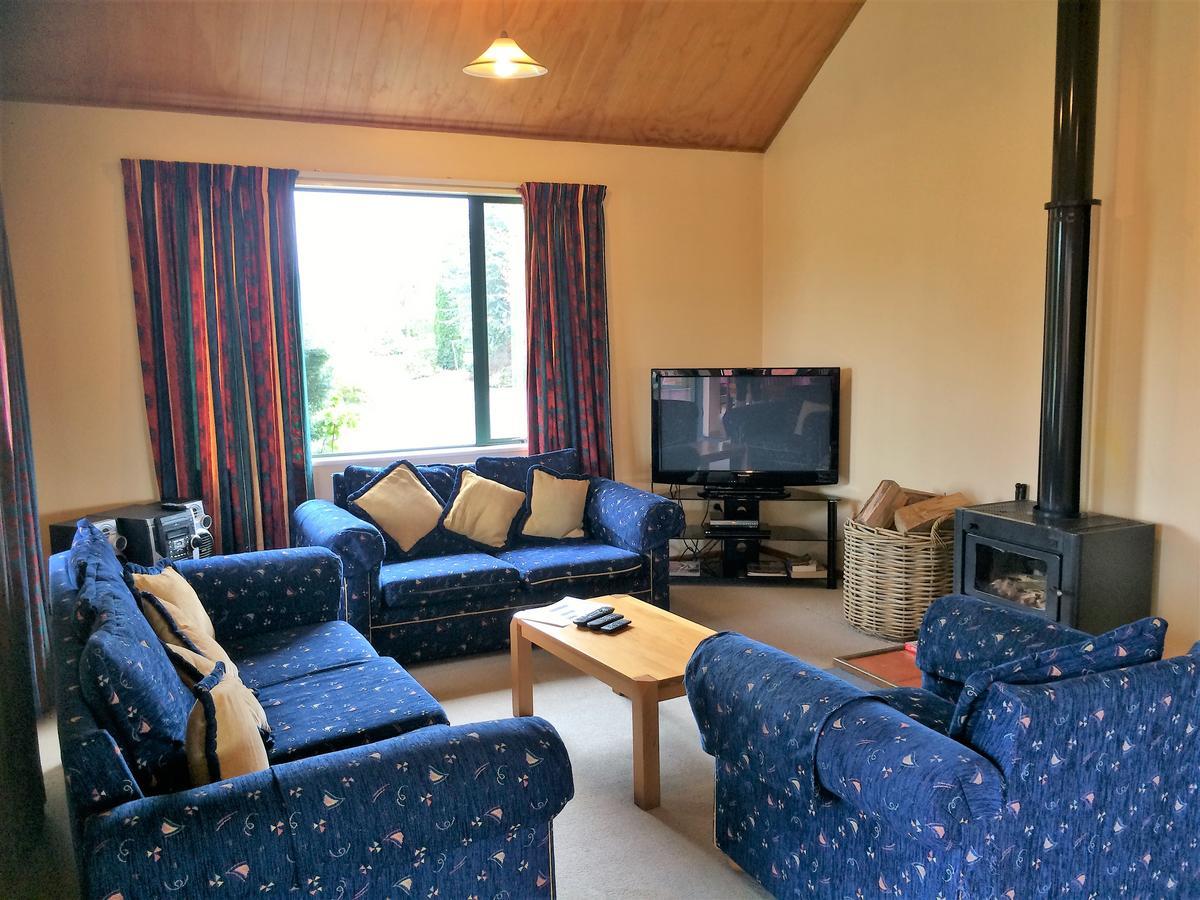 Cedar Chalets And Barkers Lodge ميثفين المظهر الخارجي الصورة